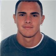 Profesor de Biología (hasta bachiller), Matemáticas, Inglés, Física y Química (hasta ESO)